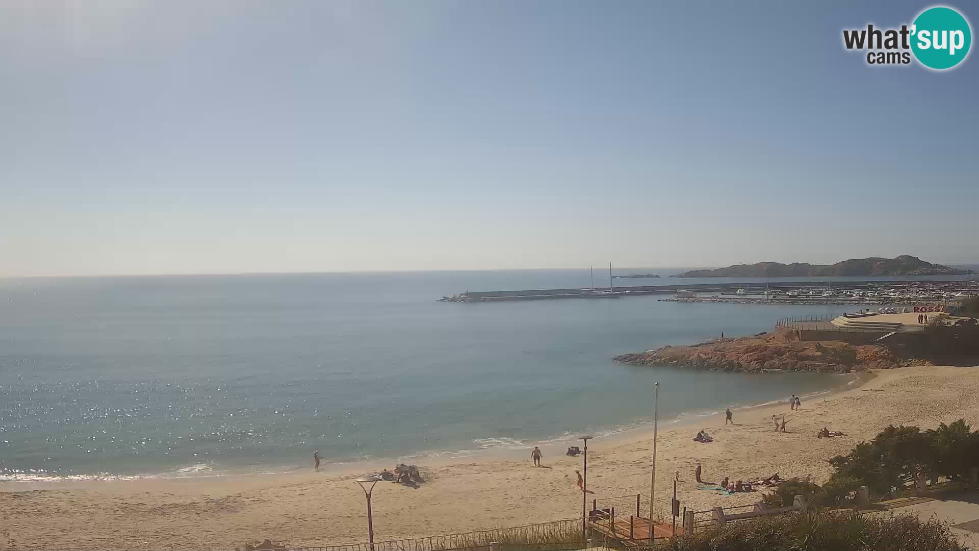 Spletna kamera plaže Isola Rossa – V živo si oglejte čudovito obalo Sardinije