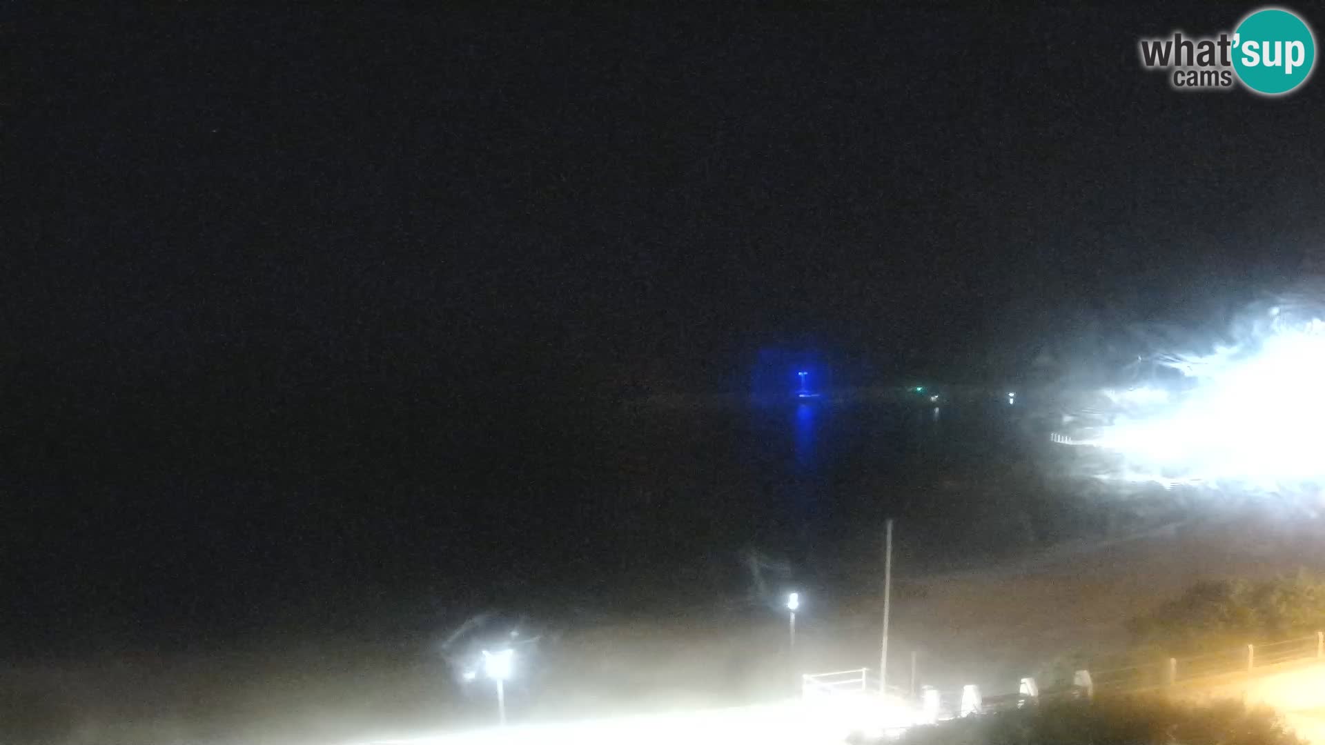 Spletna kamera plaže Isola Rossa – V živo si oglejte čudovito obalo Sardinije