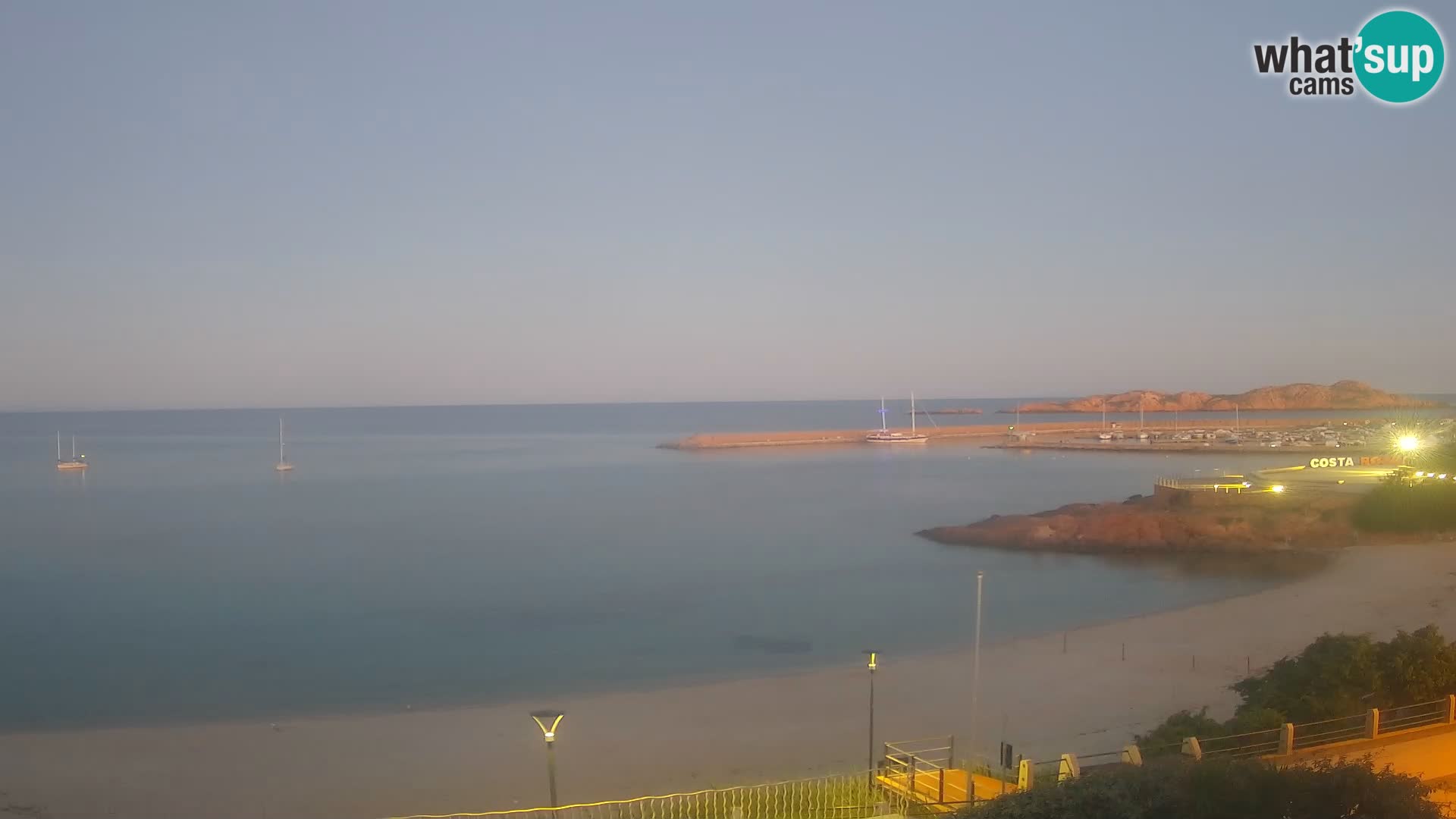 Webcam de la plage d’Isola Rossa – Vue en direct de la magnifique côte de la Sardaigne