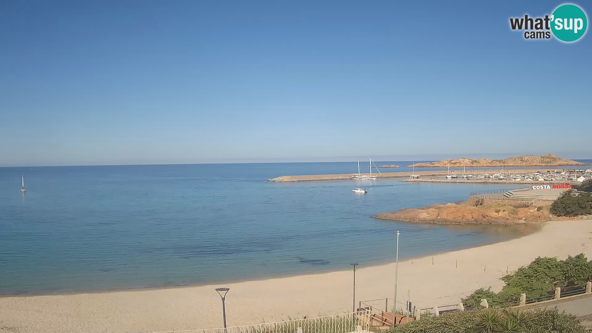 Spletna kamera plaže Isola Rossa – V živo si oglejte čudovito obalo Sardinije