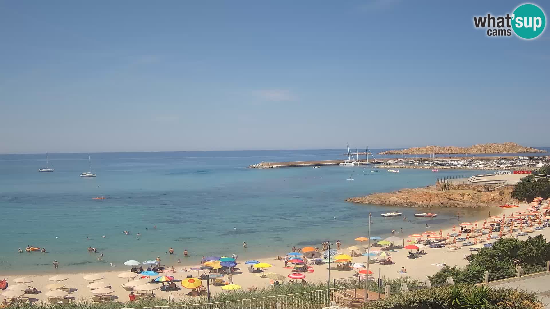 Web kamera plaže Isola Rossa – Uživo pogled na predivnu obalu Sardinije