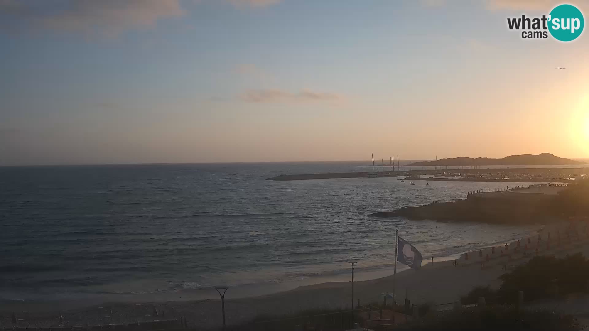 Webcam de la plage d’Isola Rossa – Vue en direct de la magnifique côte de la Sardaigne