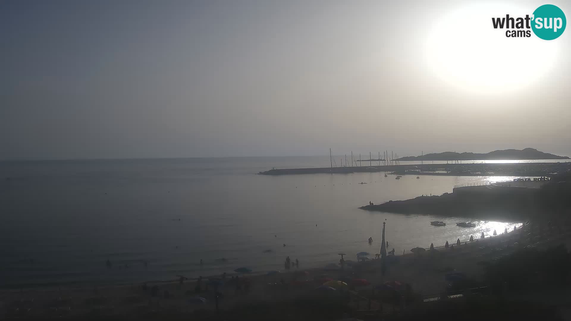 Beach Isola Rossa Webcam – Live View of Sardegna’s Stunning Shoreline