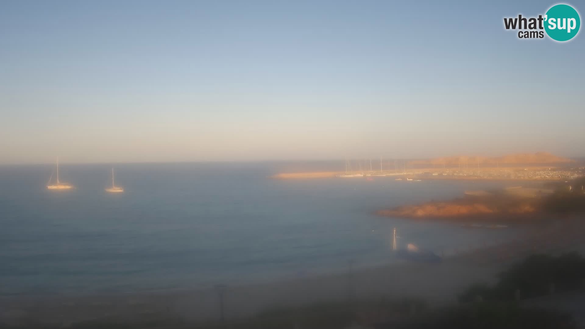 Isola Rossa Strand Webcam – Live-Ansicht der atemberaubenden Küstenlinie von Sardinien