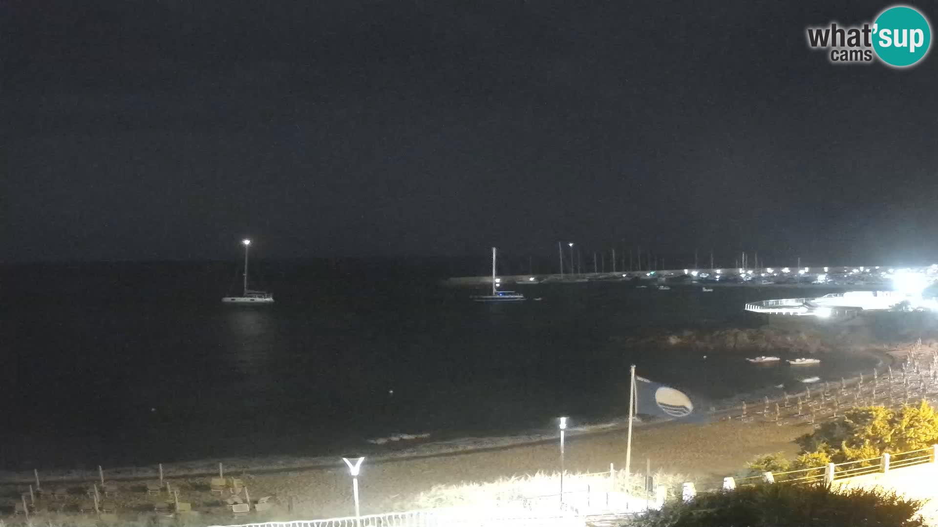 Webcam de la plage d’Isola Rossa – Vue en direct de la magnifique côte de la Sardaigne