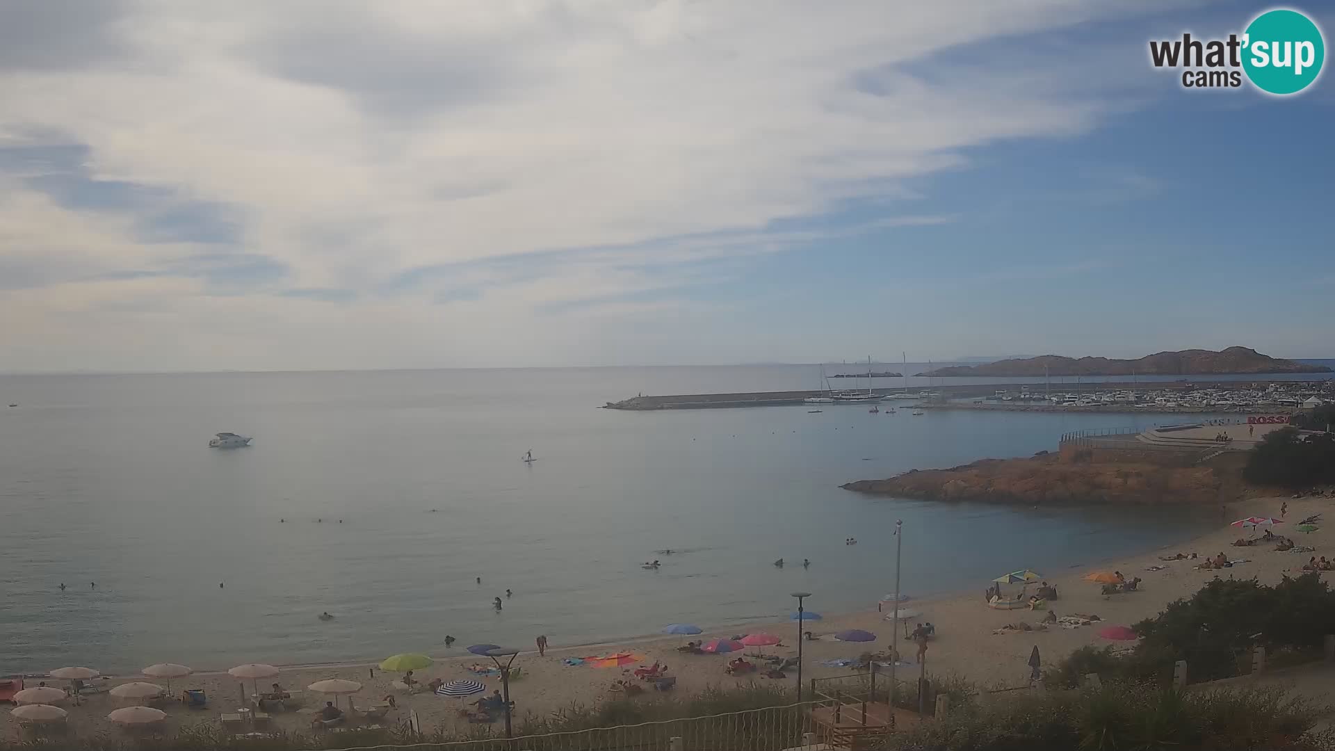 Spletna kamera plaže Isola Rossa – V živo si oglejte čudovito obalo Sardinije