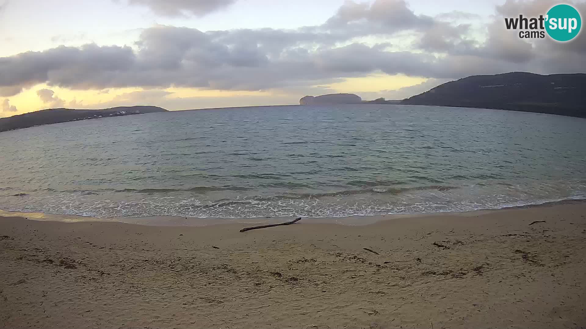 Spletna kamera v živo Plaža Mugoni – Alghero – Sardinija – Italija