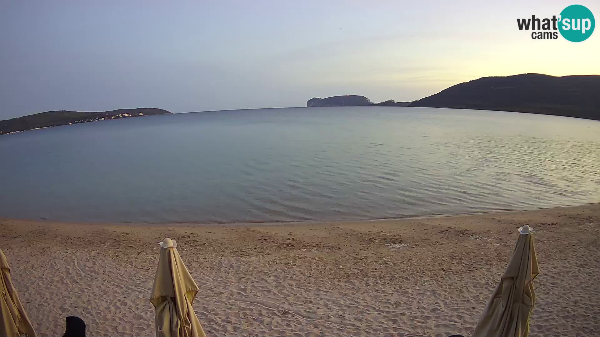 Spletna kamera v živo Plaža Mugoni – Alghero – Sardinija – Italija