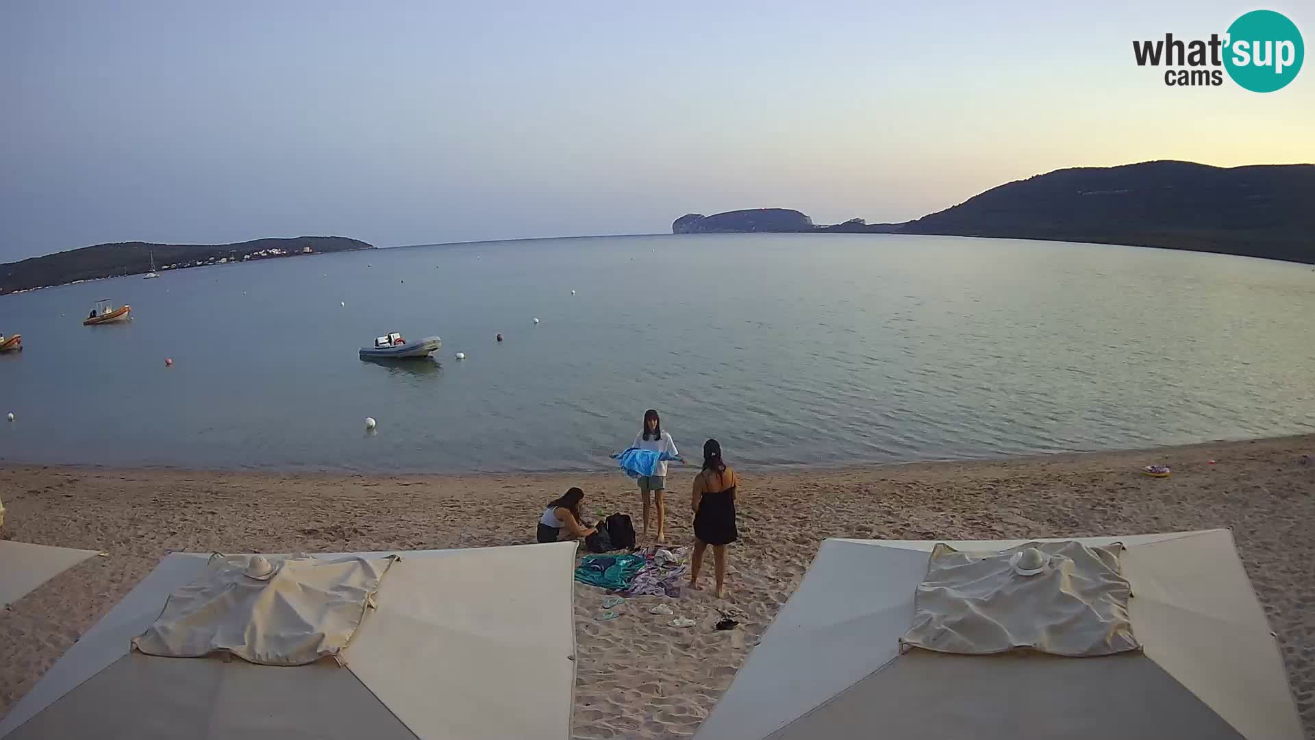 Spletna kamera v živo Plaža Mugoni – Alghero – Sardinija – Italija