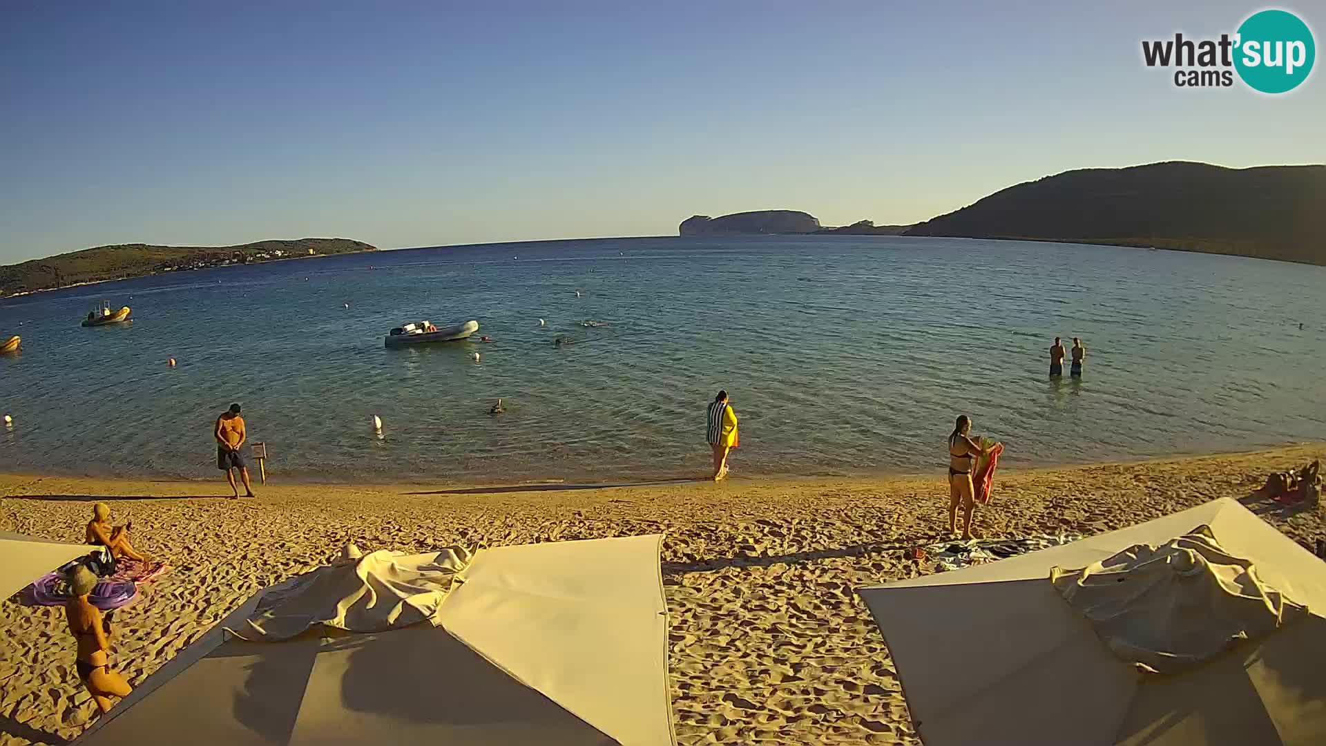 Spletna kamera v živo Plaža Mugoni – Alghero – Sardinija – Italija