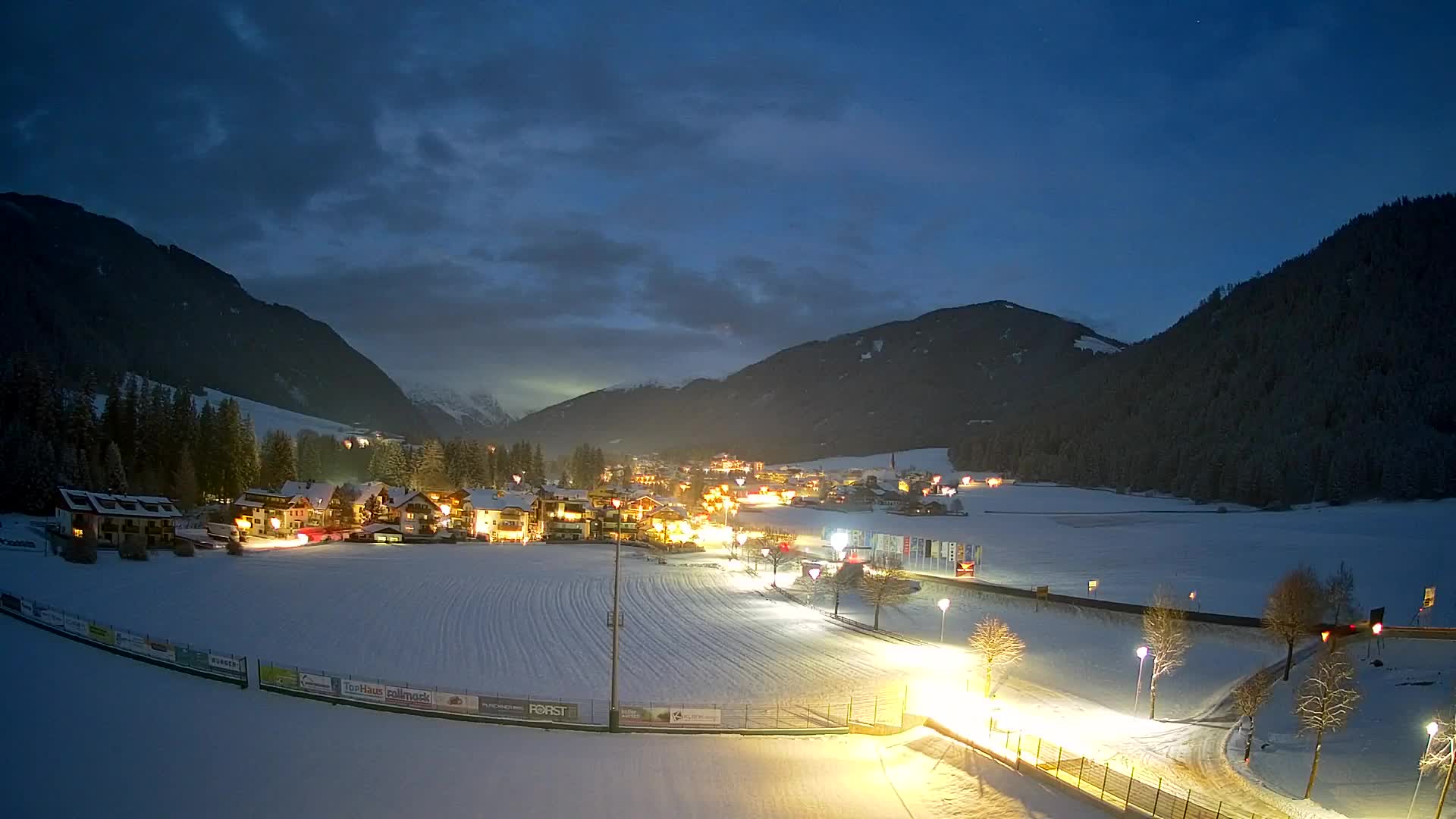 Webcam Niederrasen / Kronplatz – Vista en directo desde el Valle de Anterselva