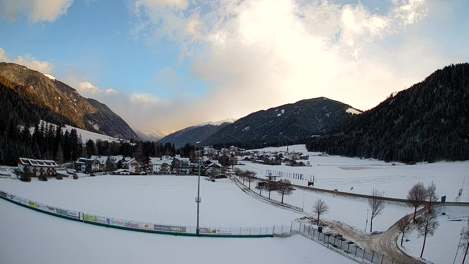 Webcam Niederrasen / Kronplatz – Live View from Val Anterselva