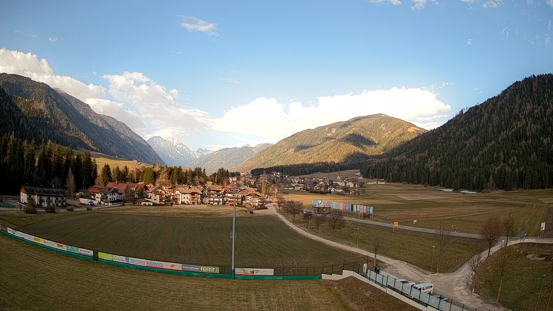 Webcam Niederrasen / Kronplatz – Live View from Val Anterselva