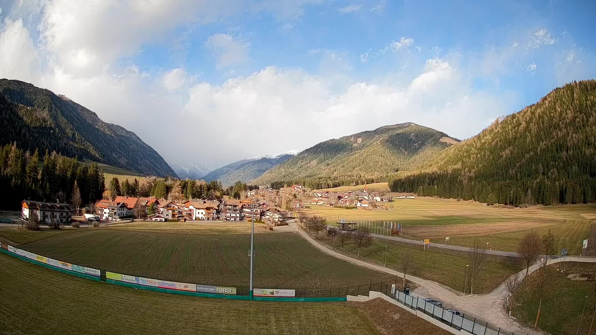 Webcam Niederrasen / Kronplatz – Live View from Val Anterselva