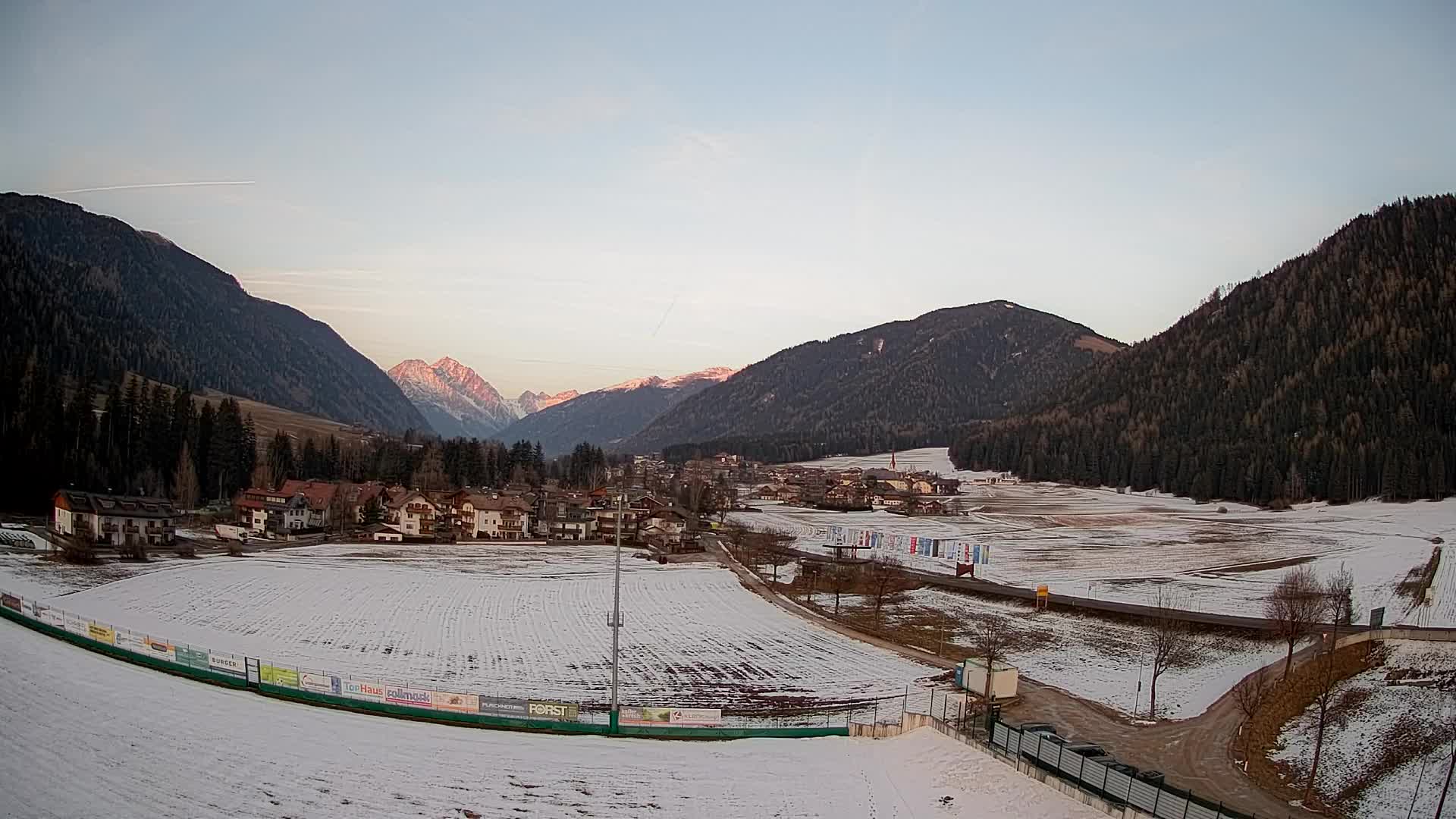Webcam Niederrasen / Kronplatz – Live View from Val Anterselva
