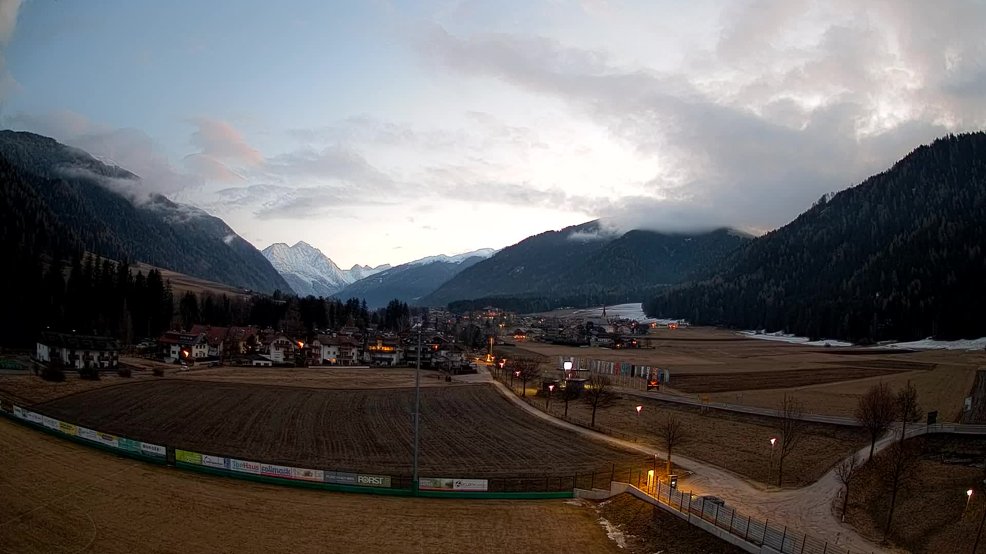 Webcam Niederrasen / Kronplatz – Live View from Val Anterselva