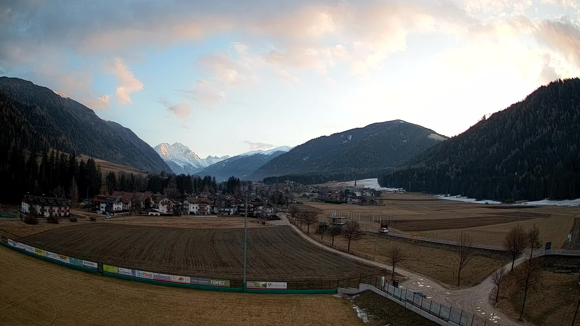 Webcam Niederrasen / Kronplatz – Live View from Val Anterselva