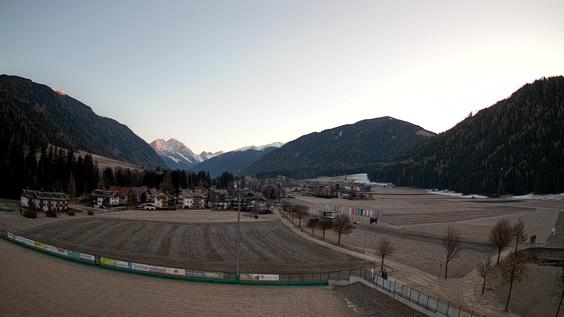 Webcam Niederrasen / Kronplatz – Vista en directo desde el Valle de Anterselva