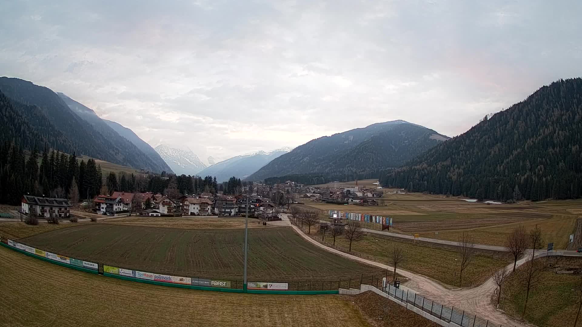 Webcam Niederrasen / Kronplatz – Liveblick aus dem Antholzertal