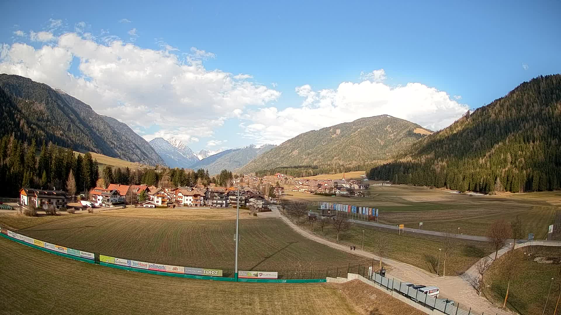 Webcam Niederrasen / Kronplatz – Live View from Val Anterselva