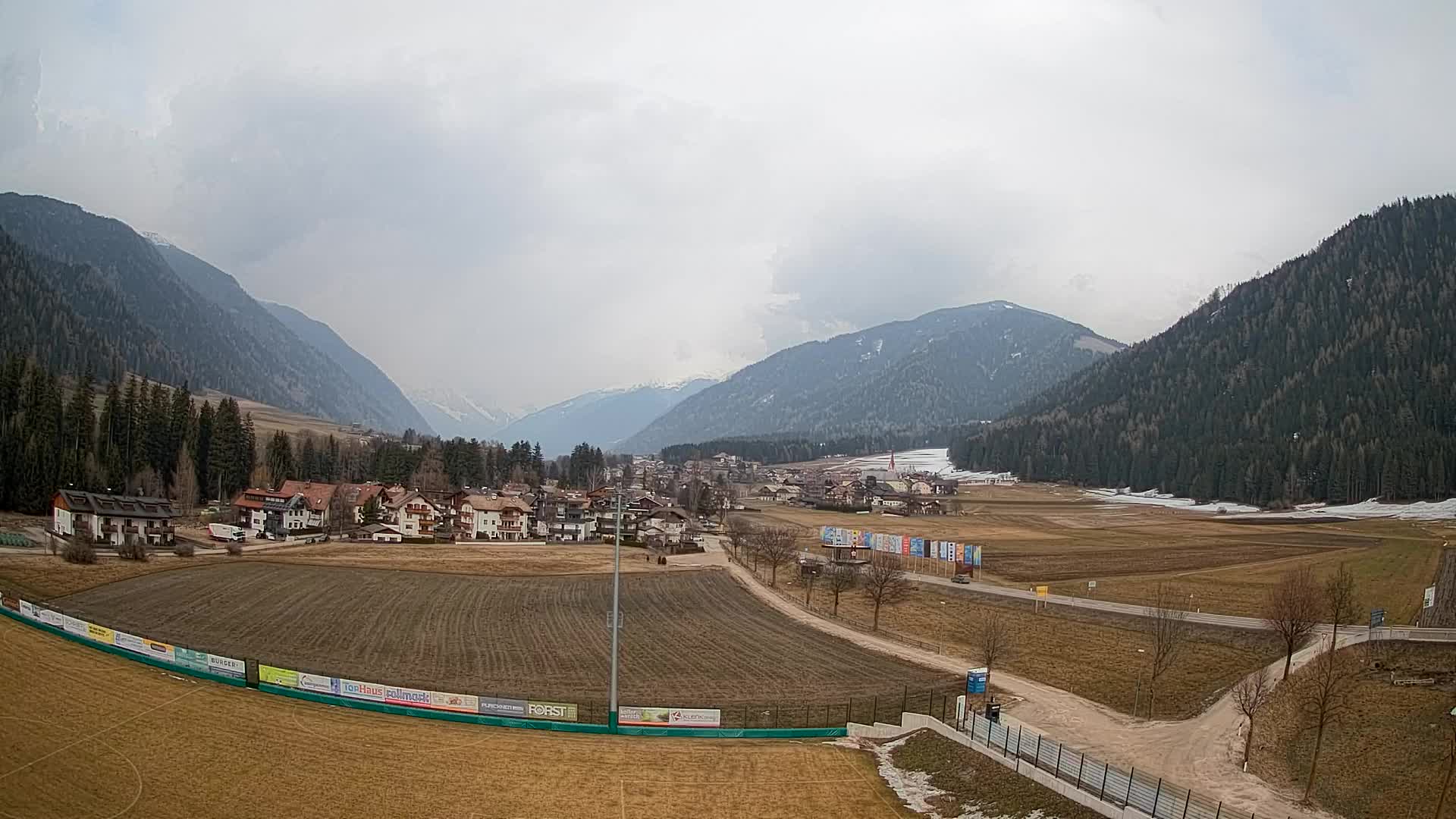Webcam Niederrasen / Kronplatz – Live View from Val Anterselva