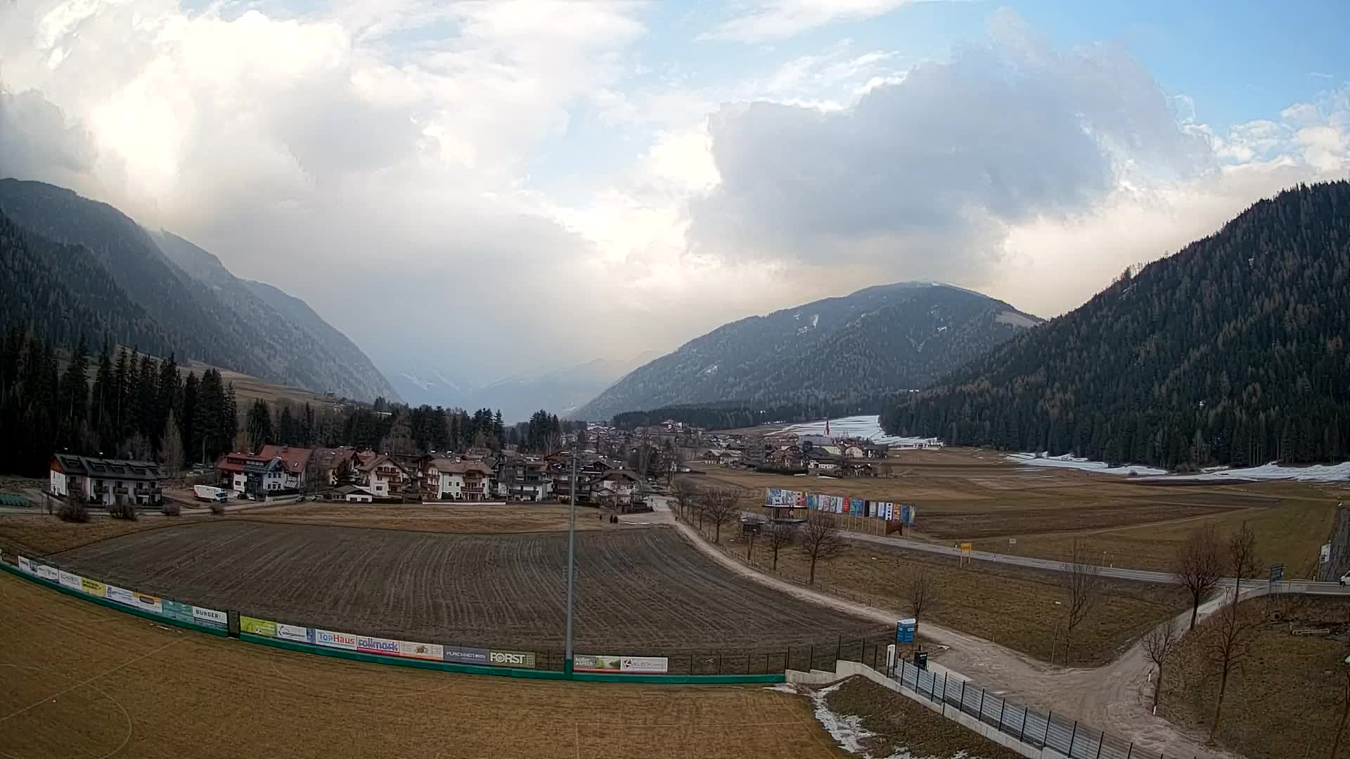Webcam Niederrasen / Kronplatz – Live View from Val Anterselva
