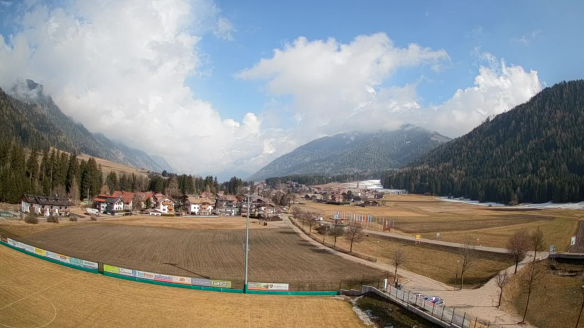 Webcam Niederrasen / Kronplatz – Live View from Val Anterselva