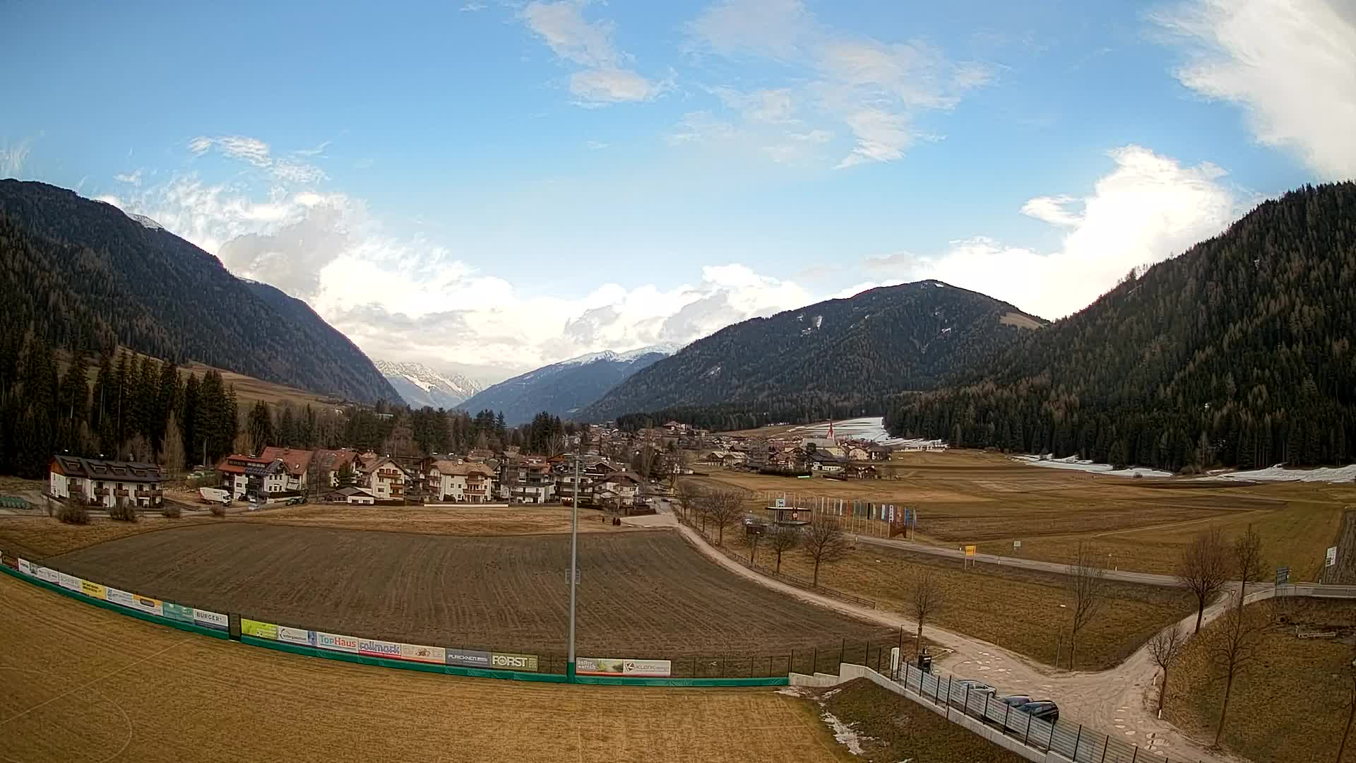 Webcam Niederrasen / Kronplatz – Live View from Val Anterselva