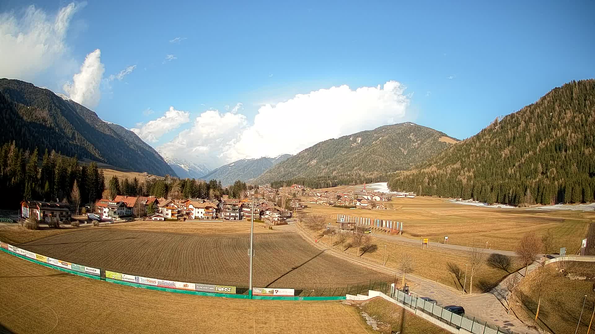 Webcam Niederrasen / Kronplatz – Vista en directo desde el Valle de Anterselva