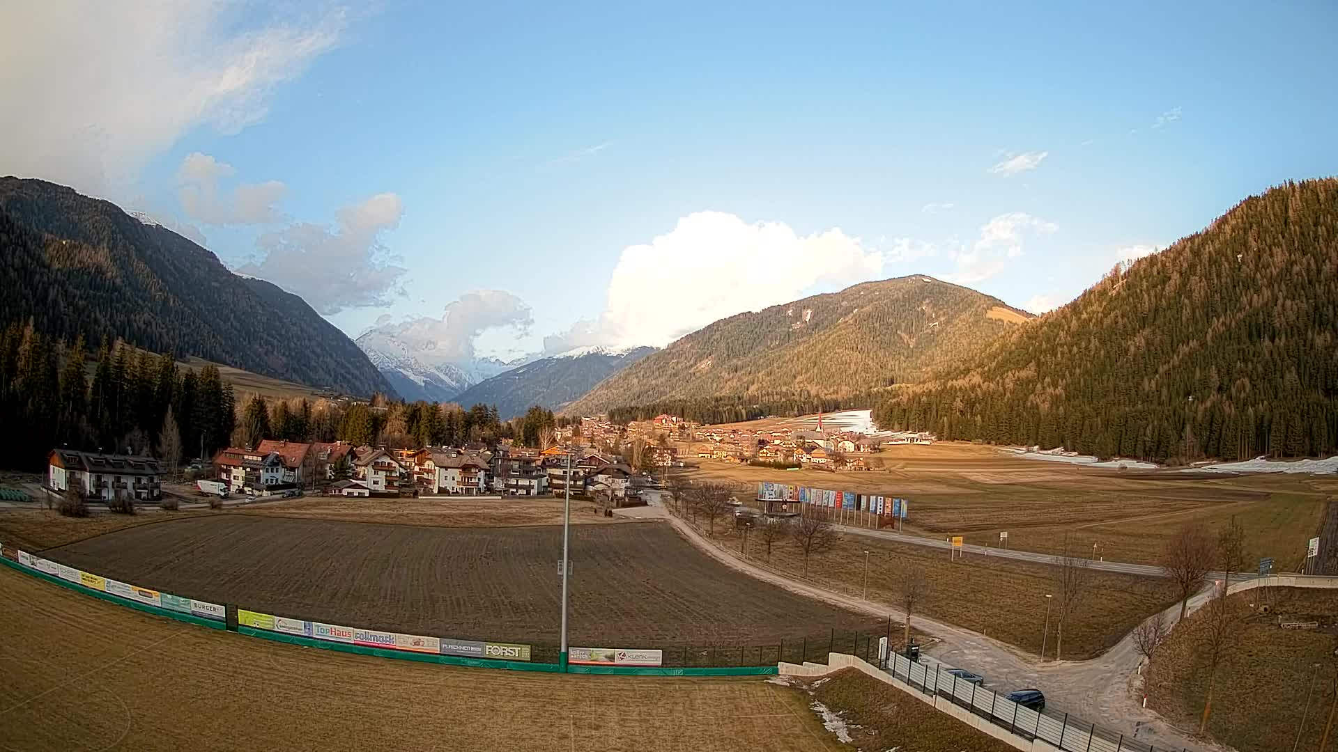 Webcam Niederrasen / Kronplatz – Live View from Val Anterselva