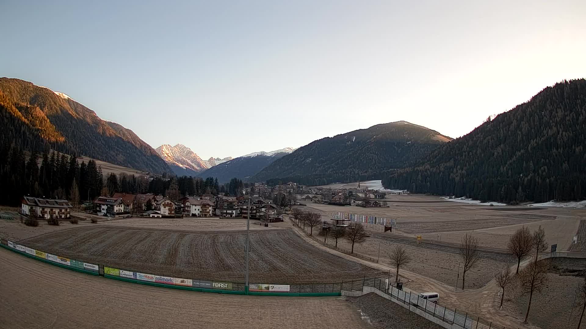 Webcam Niederrasen / Kronplatz – Live View from Val Anterselva