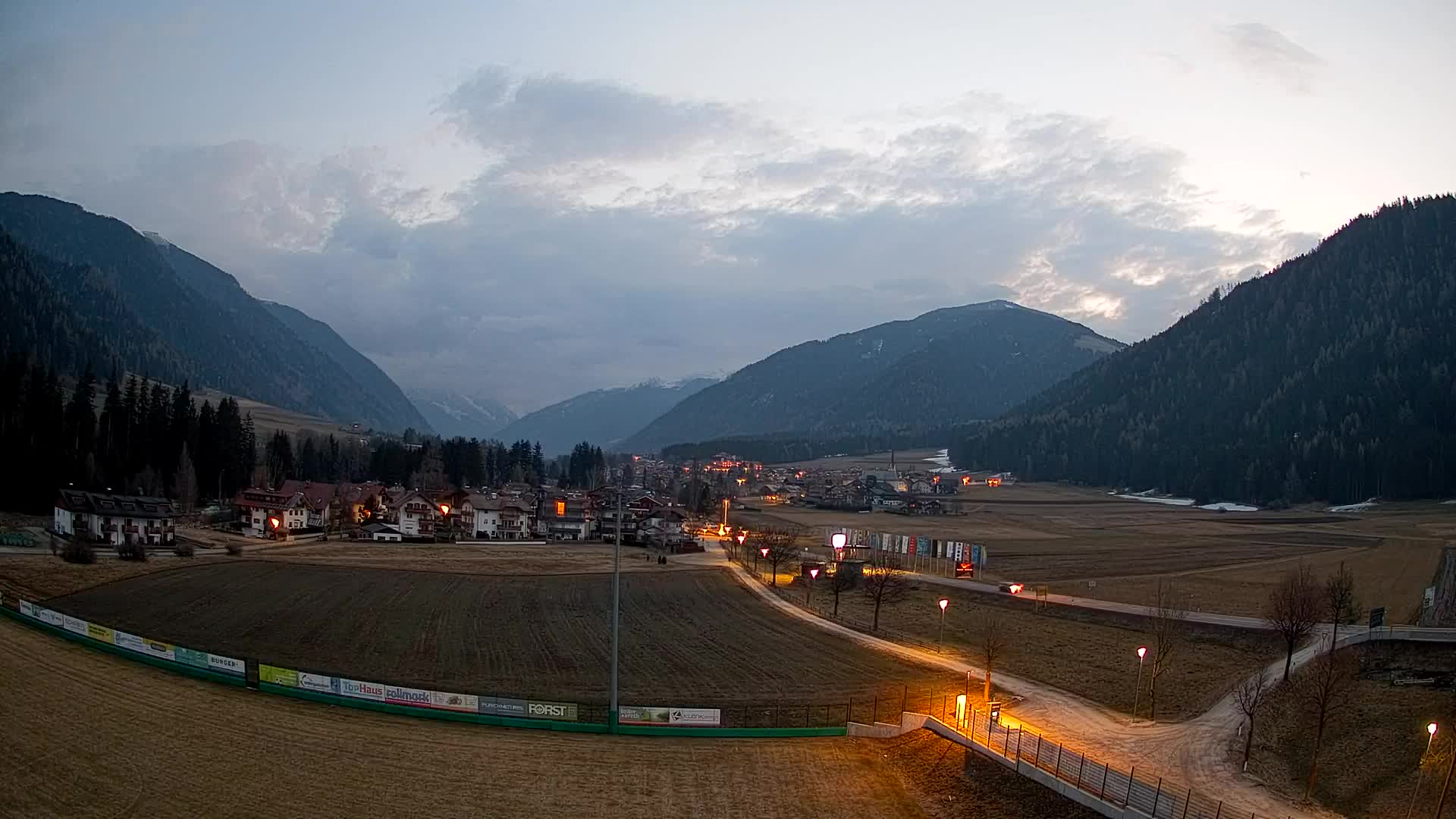 Webcam Niederrasen / Kronplatz – Vista en directo desde el Valle de Anterselva