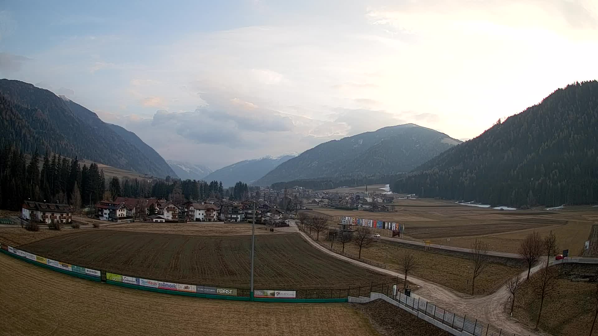 Webcam Niederrasen / Kronplatz – Live View from Val Anterselva