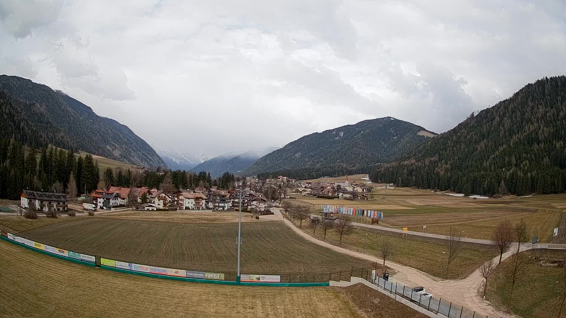 Webcam Niederrasen / Kronplatz – Live View from Val Anterselva