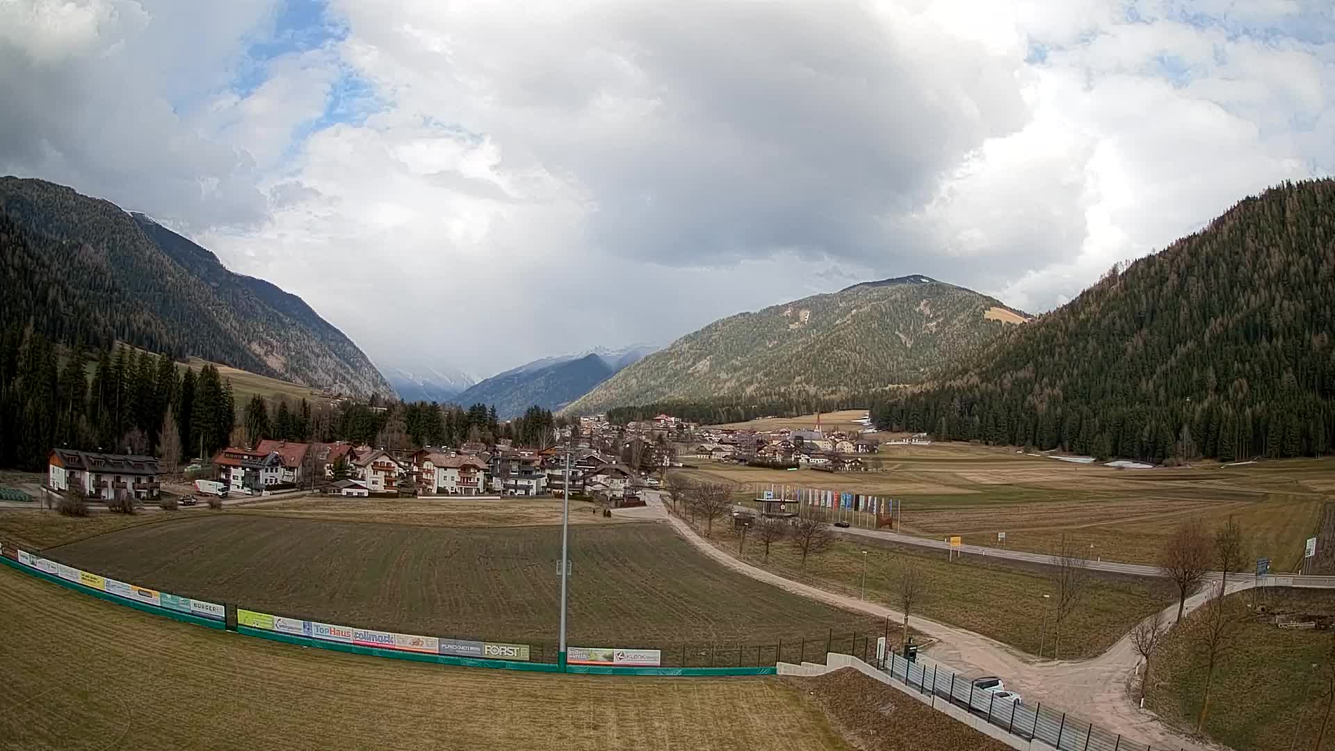Webcam Niederrasen / Kronplatz – Live View from Val Anterselva