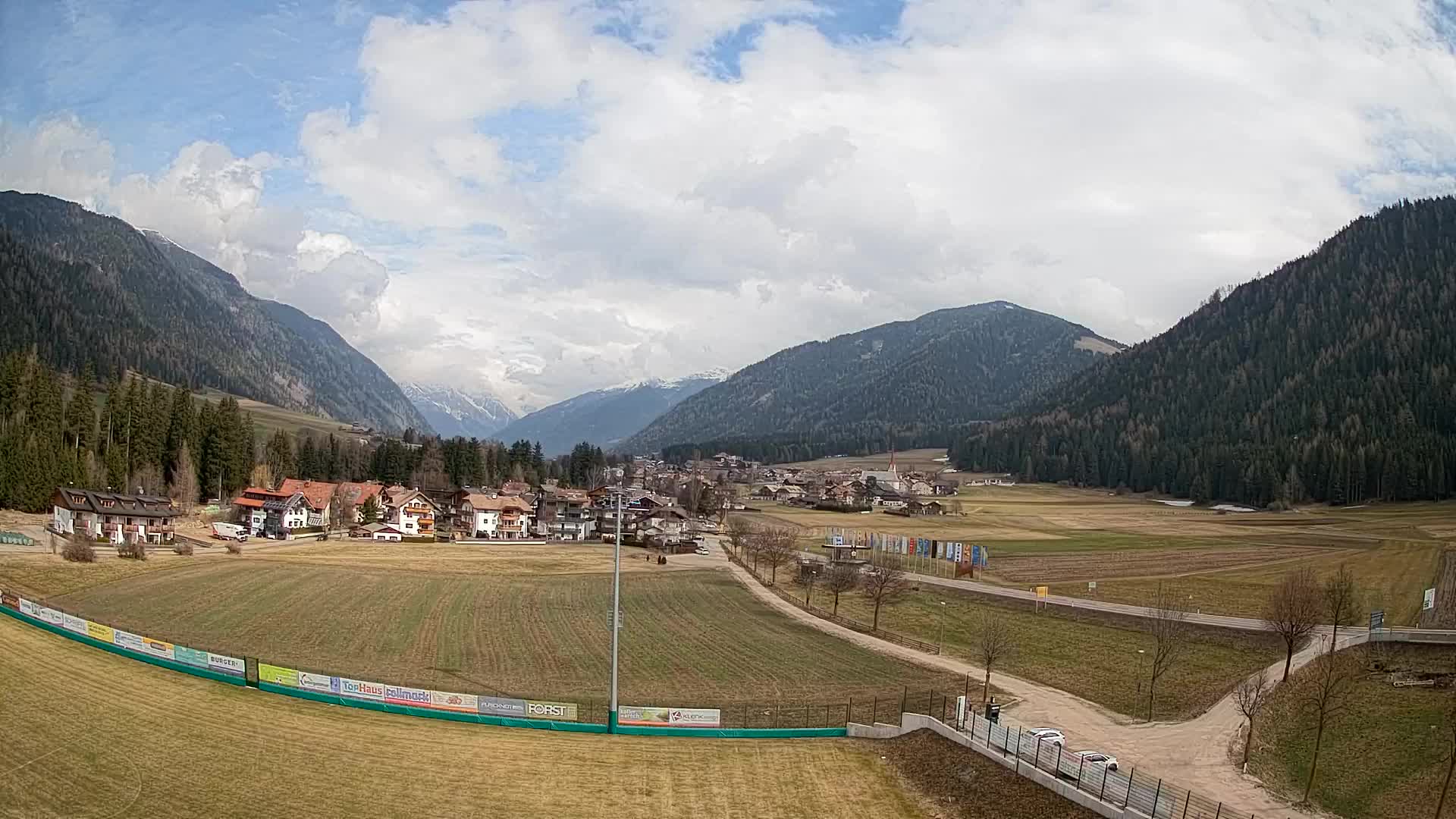 Webcam Niederrasen / Kronplatz – Live View from Val Anterselva