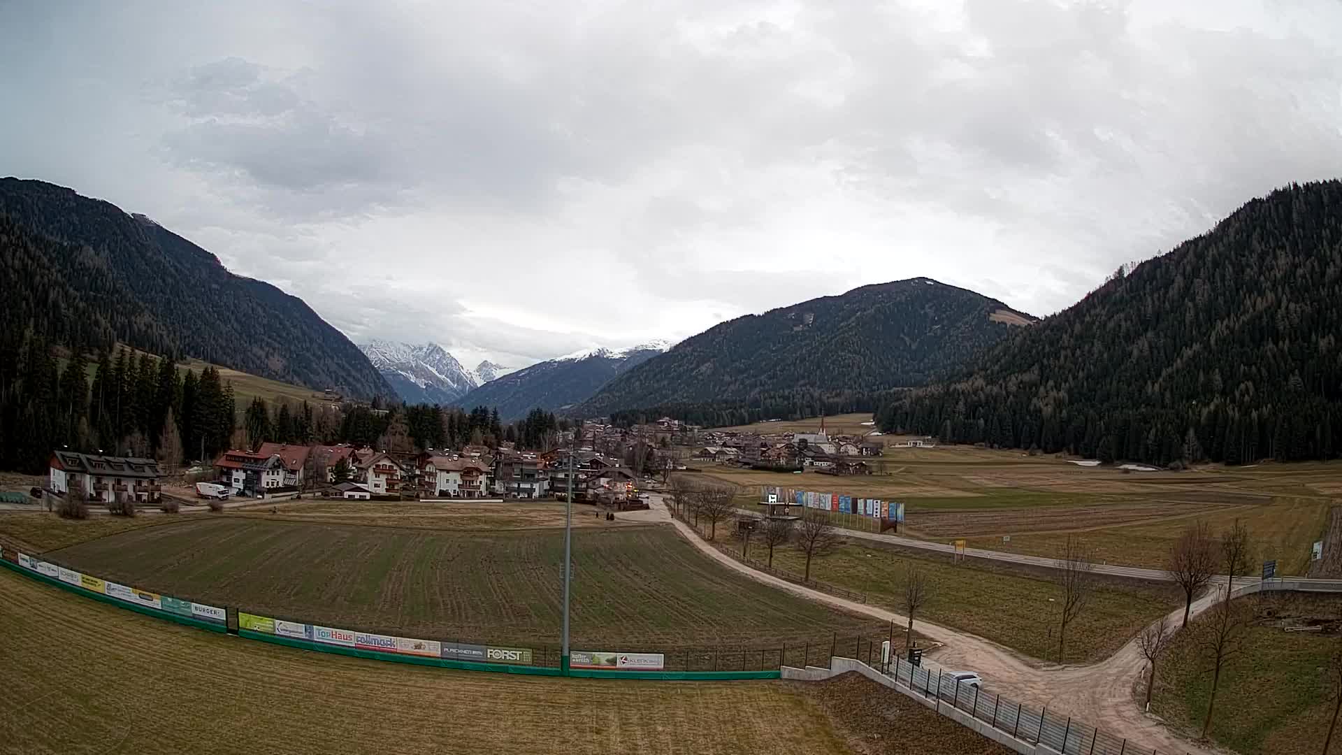 Webcam Niederrasen / Kronplatz – Vista en directo desde el Valle de Anterselva