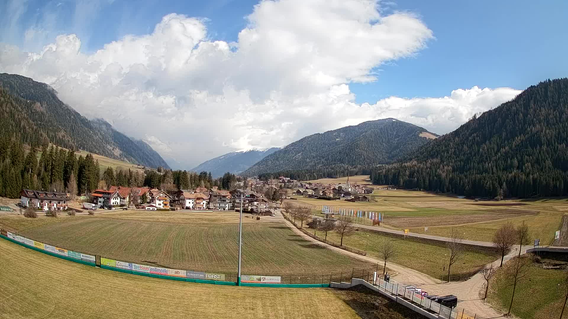 Webcam Niederrasen / Kronplatz – Live View from Val Anterselva