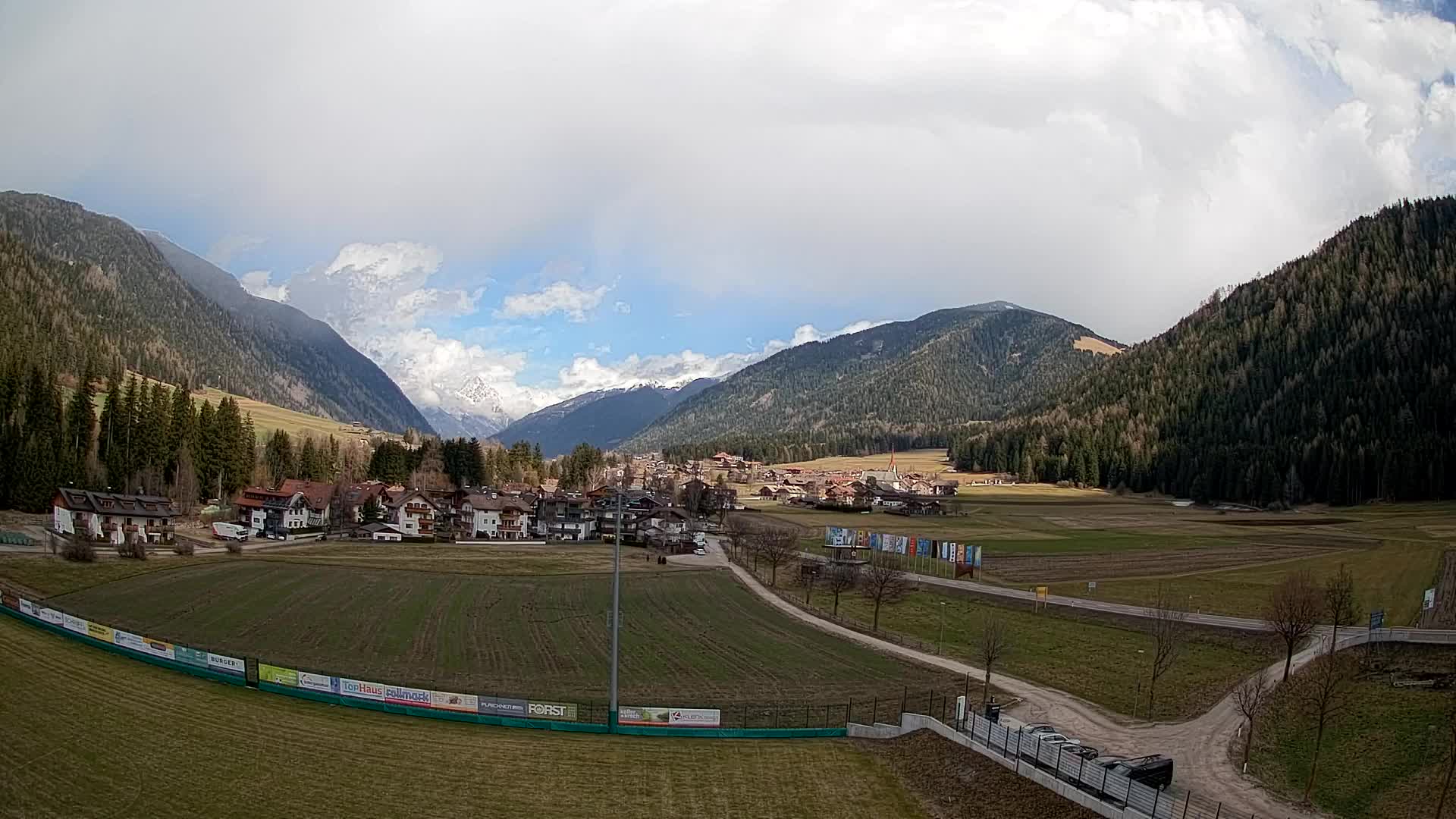 Webcam Niederrasen / Kronplatz – Live View from Val Anterselva