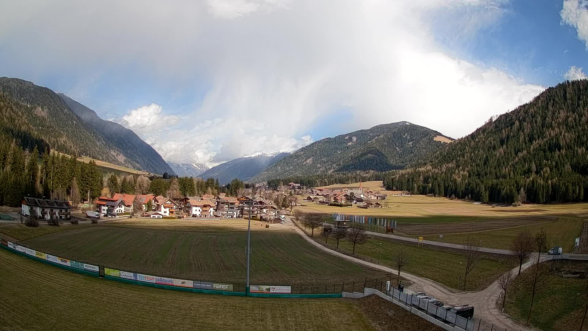 Webcam Niederrasen / Kronplatz – Live View from Val Anterselva