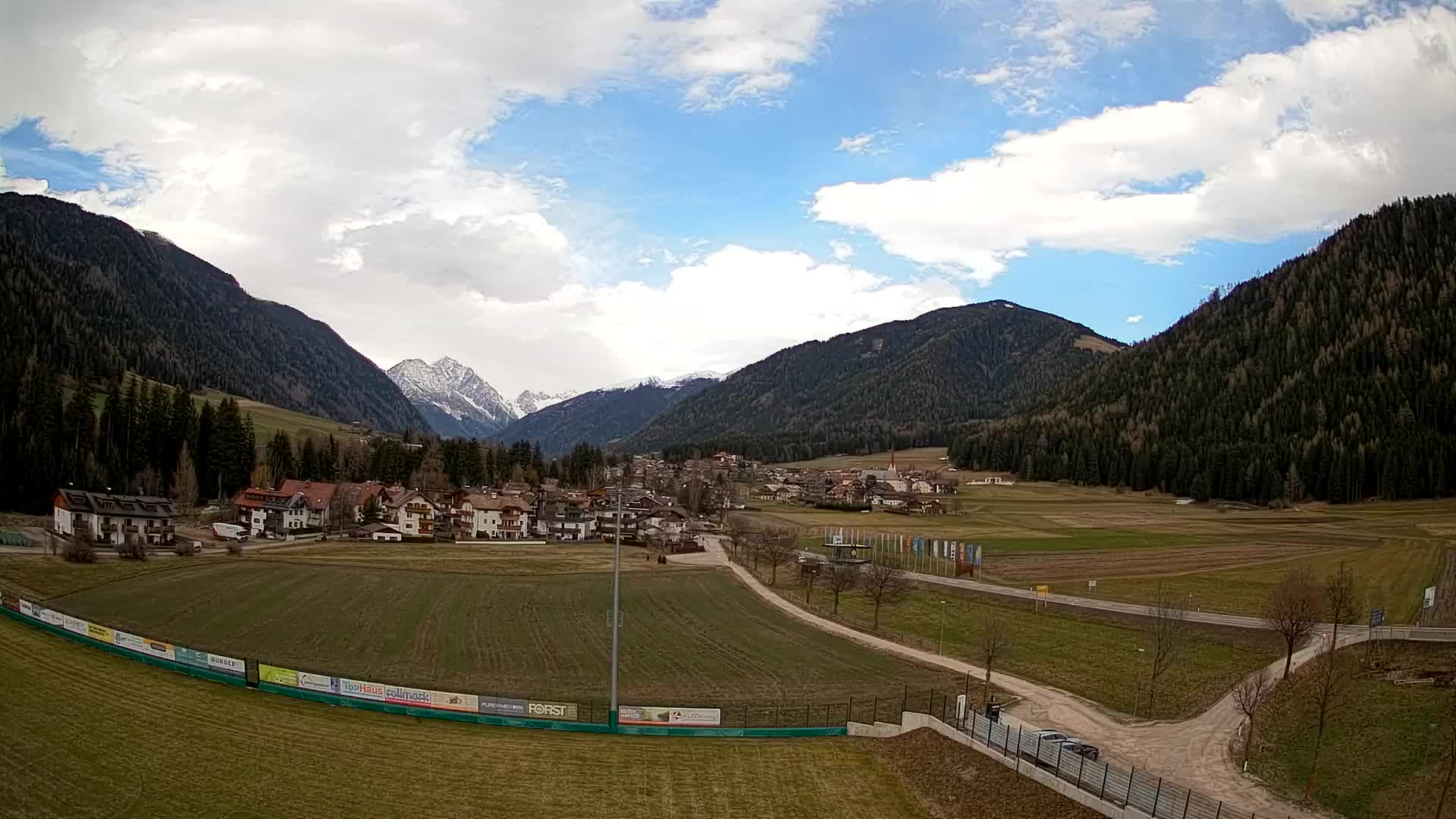 Webcam Niederrasen / Kronplatz – Live View from Val Anterselva