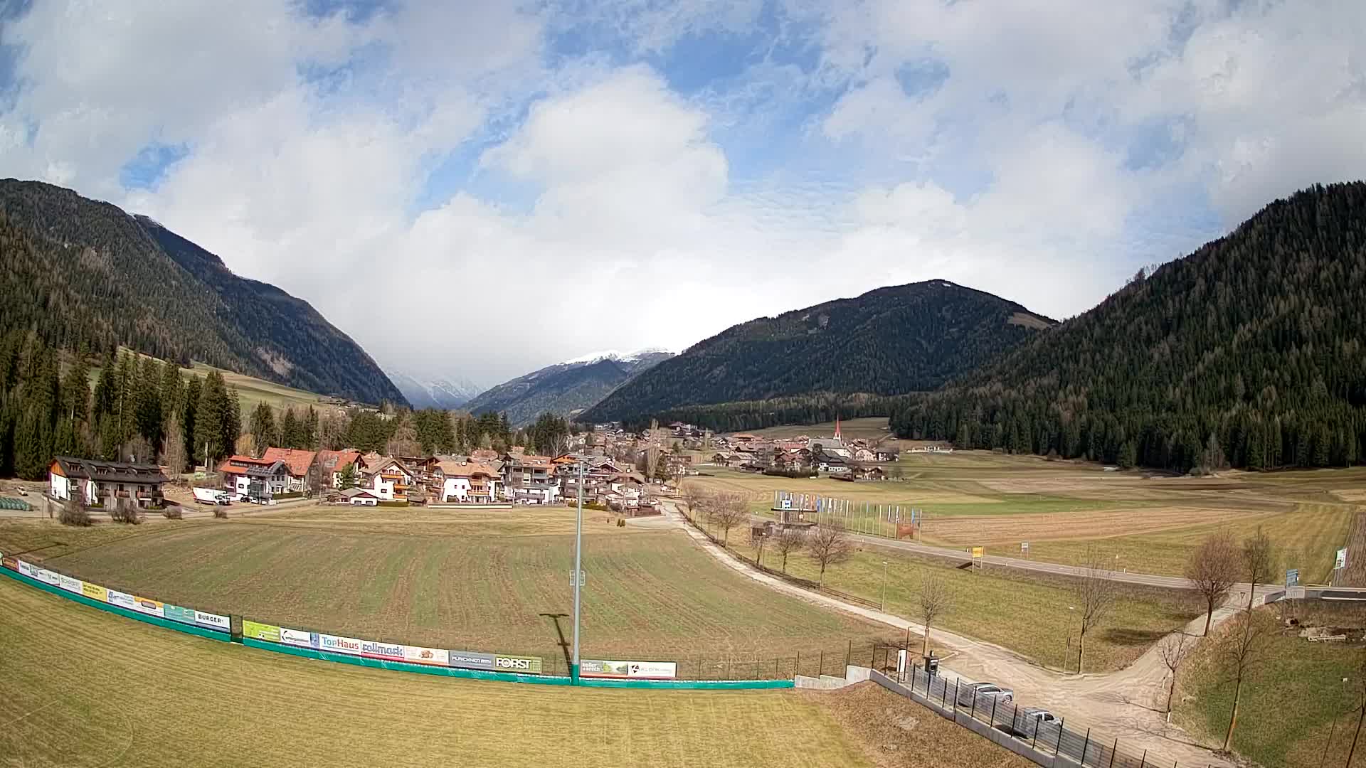 Webcam Niederrasen / Kronplatz – Live View from Val Anterselva