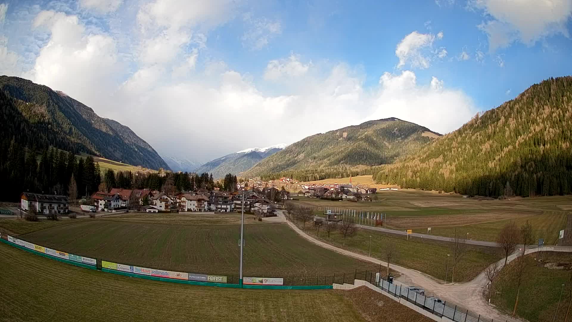 Webcam Niederrasen / Kronplatz – Live View from Val Anterselva