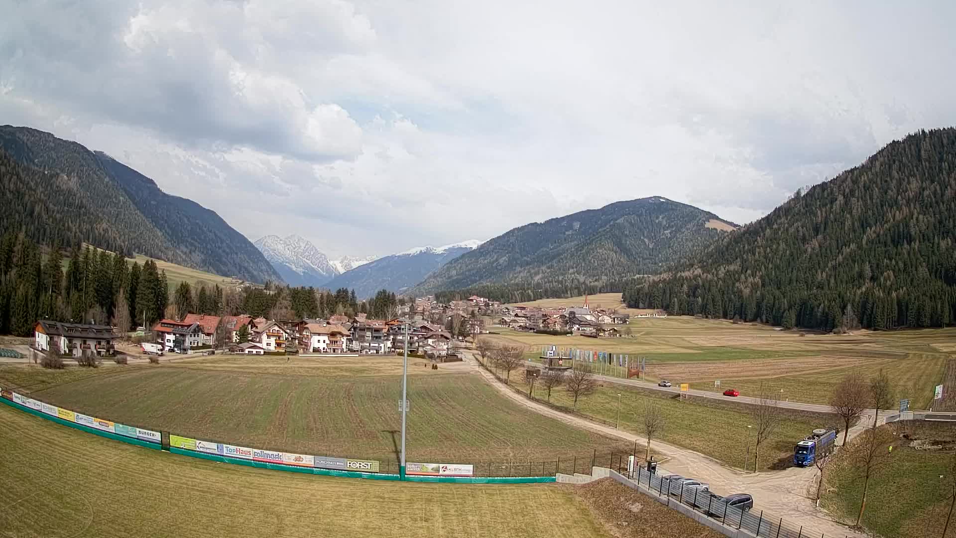 Webcam Niederrasen / Kronplatz – Live View from Val Anterselva