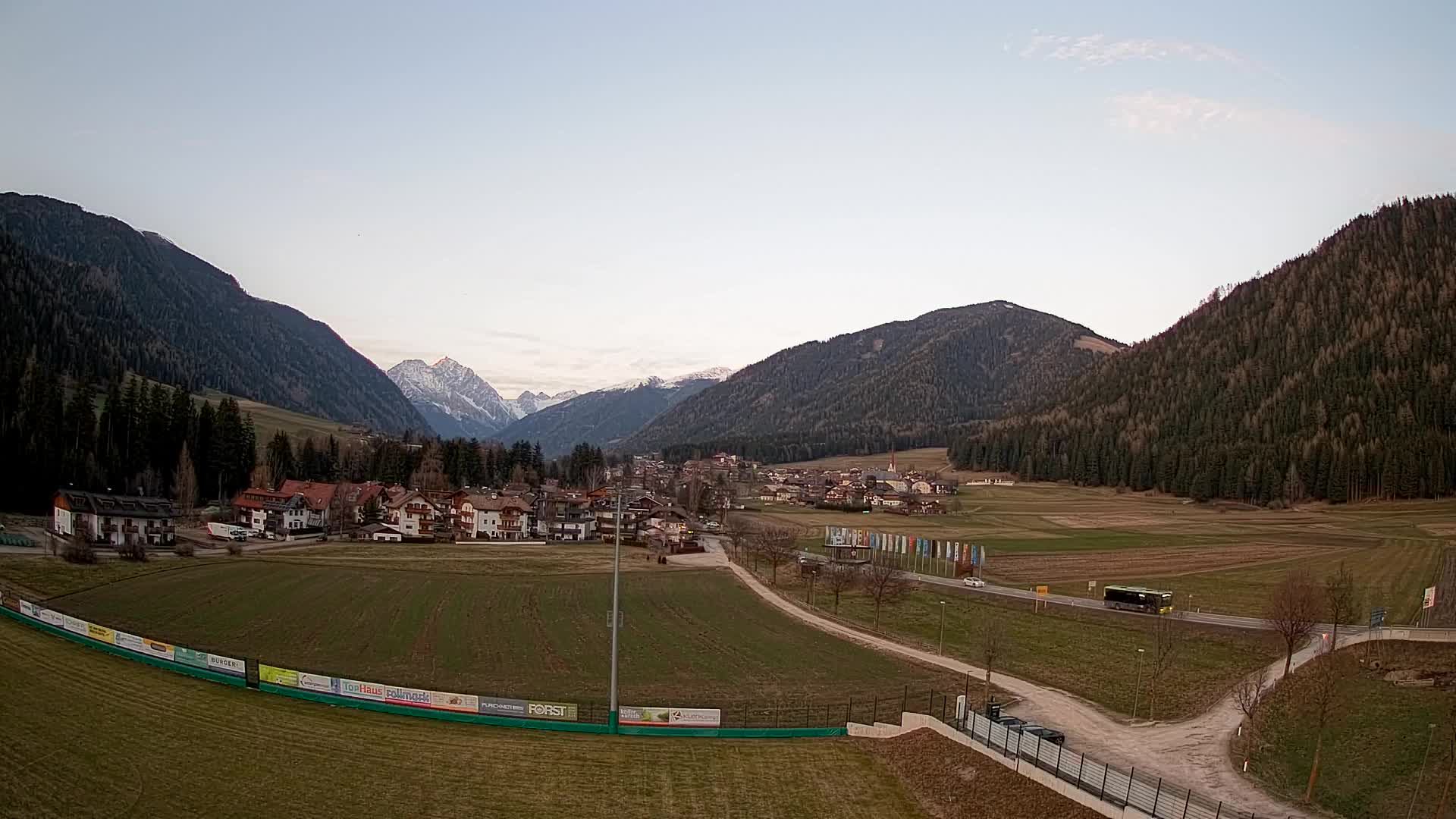 Webcam Niederrasen / Kronplatz – Live View from Val Anterselva