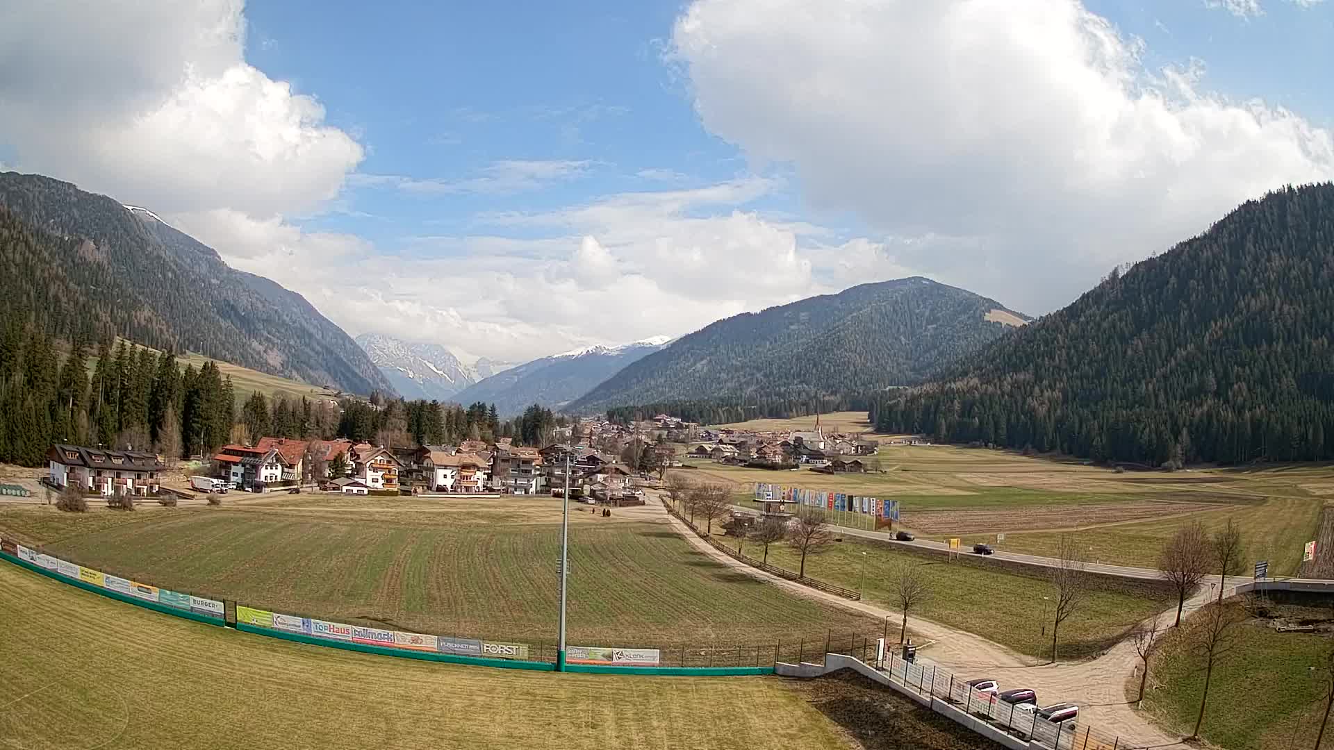 Webcam Niederrasen / Kronplatz – Live View from Val Anterselva