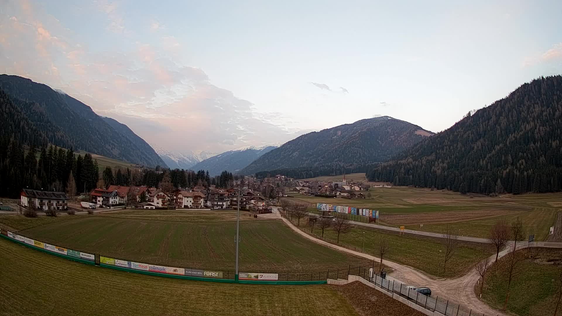 Webcam Niederrasen / Kronplatz – Live View from Val Anterselva