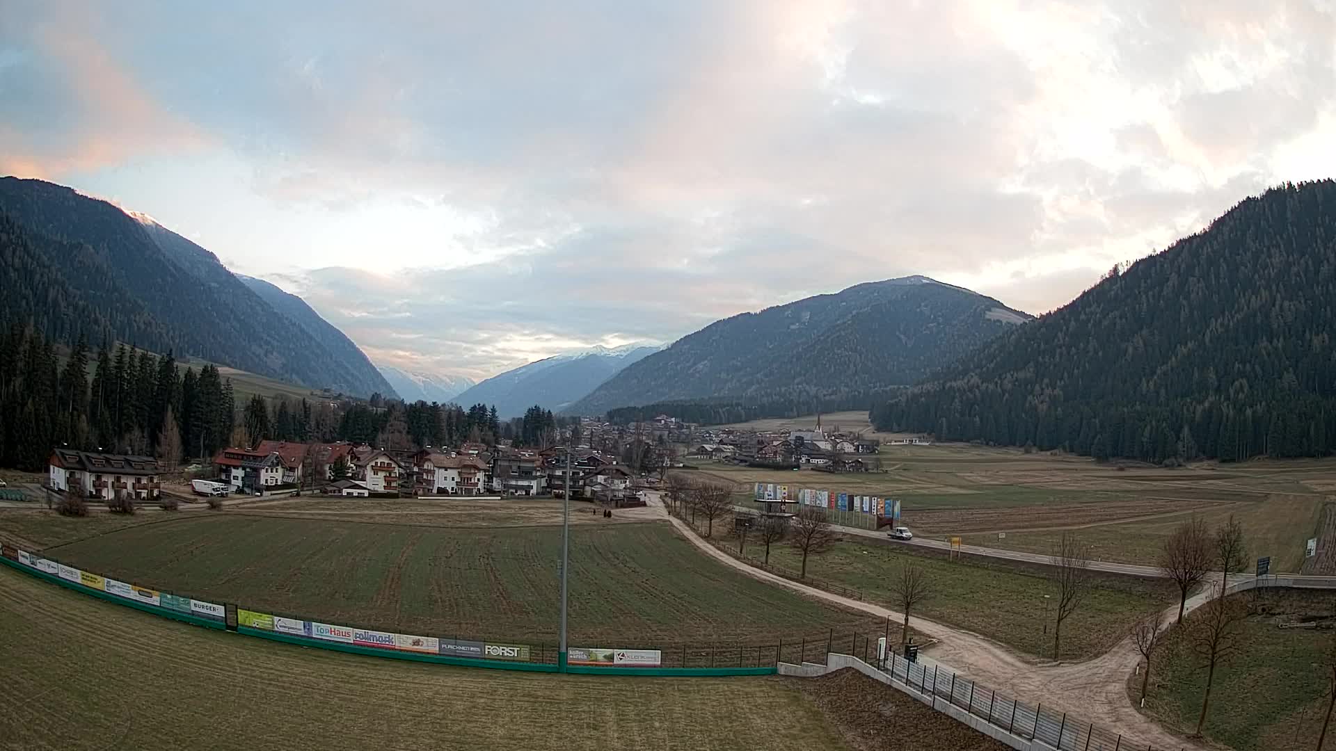 Web kamera Niederrasen / Kronplatz – Pogled v živo iz doline Anterselva