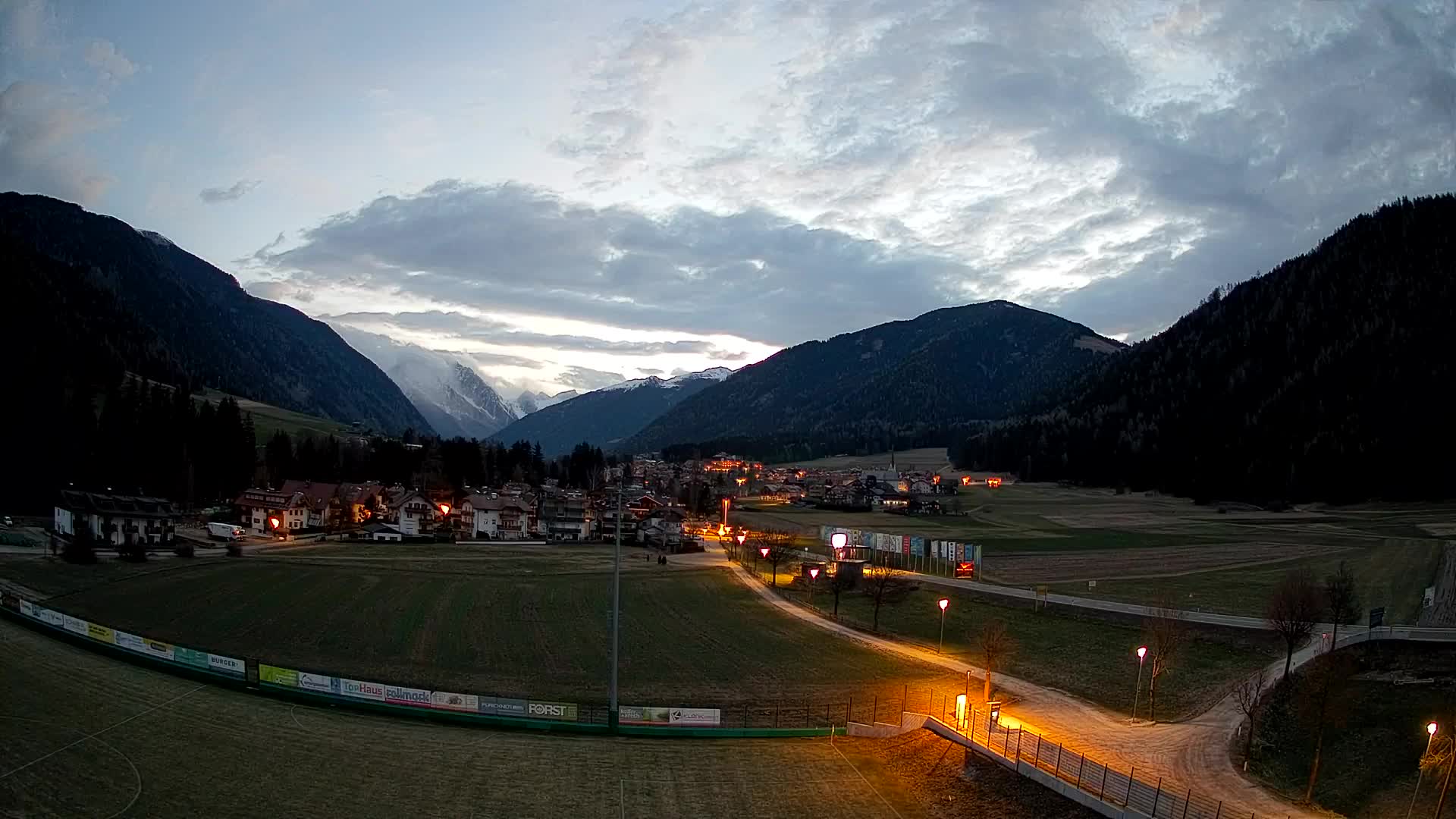 Webcam Niederrasen / Kronplatz – Live View from Val Anterselva