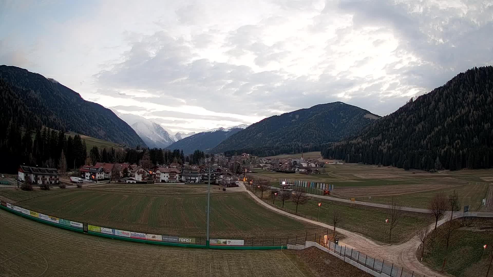 Webcam Niederrasen / Kronplatz – Vista en directo desde el Valle de Anterselva